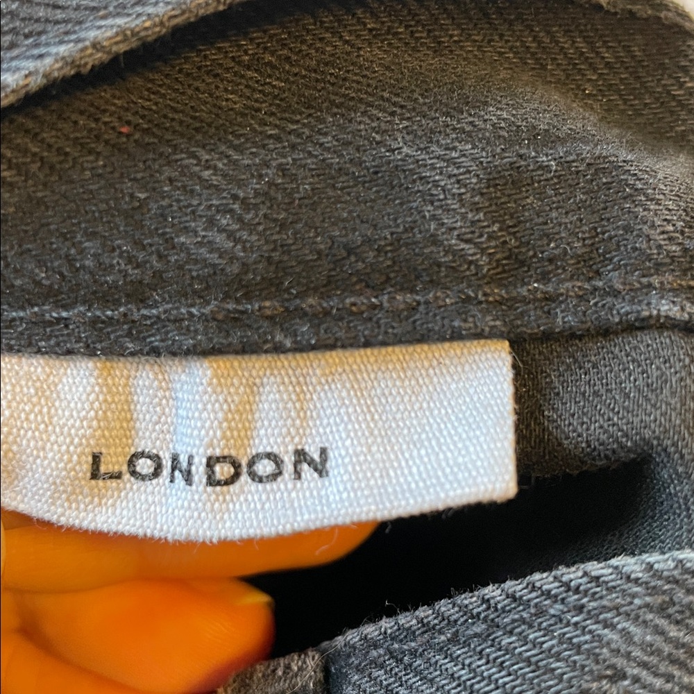 SLVRLAKE London Jeans Women's Size 26 Straight Leg Distressed Black - Picture 9 of 11